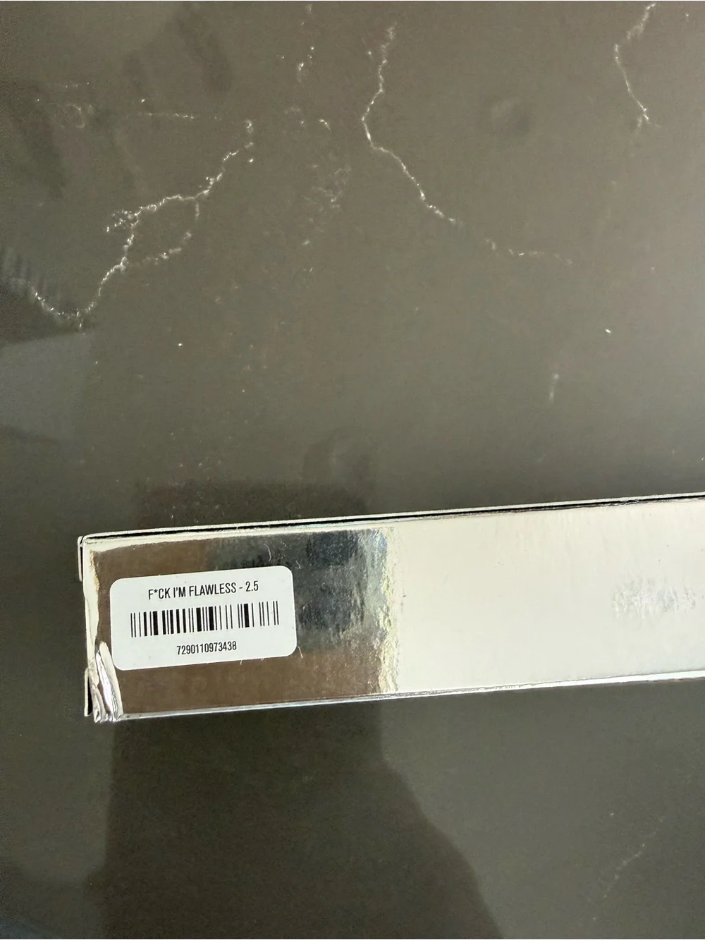 NIB IL MAKIAGE foundation and concealer -Light